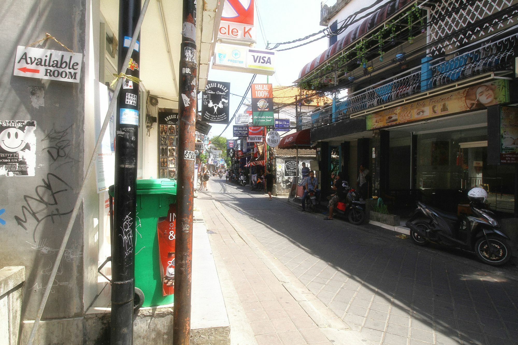 Dua Dara Inn Kuta Legian  Exterior photo