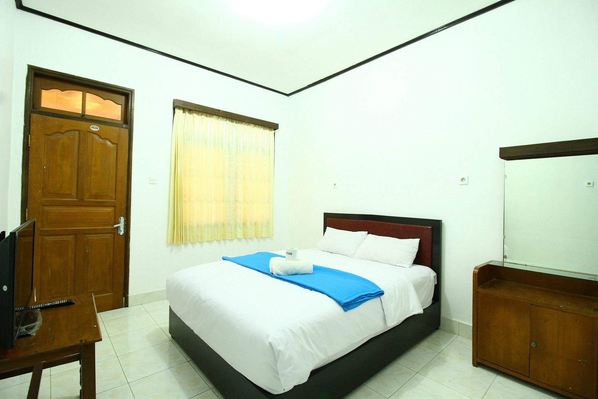 Dua Dara Inn Kuta Legian  Exterior photo